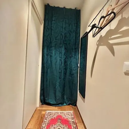 Apartamento Lovely Flat Nearby Piazza Maggiore *